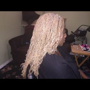 Meet your Posher, Marion